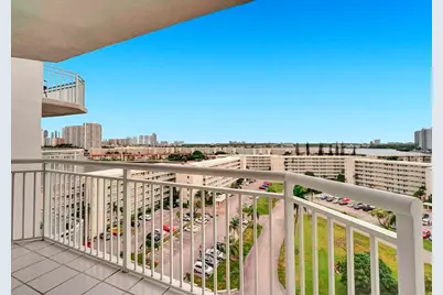 18031 Biscayne Bl #1004-3, Aventura, FL 33160 - Photo 7