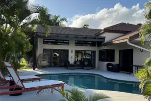 2702 E Orchard Cir, Davie, FL 33328 - Photo 5