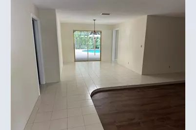 10800 SW 40th Court, Davie, FL 33328 - Photo 7