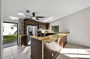 11136 NW 1st Pl, Coral Springs, FL 33071 - Photo 5