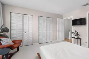 1321 Bayview Dr, Fort Lauderdale, FL 33304 - Photo 25