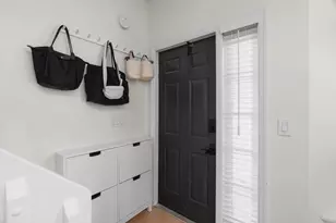 1321 Bayview Dr, Fort Lauderdale, FL 33304 - Photo 5