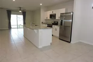 836 Persimmon Pl, Fort Pierce, FL 34981 - Photo 11