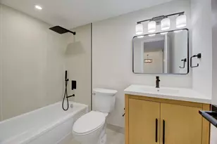 2322 S Cypress Bend Dr, Pompano Beach, FL 33069 - Photo 13