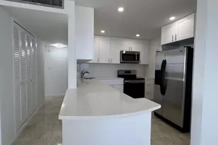 305 N Pompano Beach Blvd, Pompano Beach, FL 33062 - Photo 5