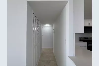 305 N Pompano Beach Boulevard #1112, Pompano Beach, FL 33062 - Photo 17