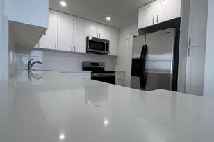 305 N Pompano Beach Blvd, Pompano Beach, FL 33062 - Photo 9