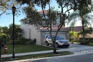 4360 Dogwood Cir, Weston, FL 33331 - Photo 11