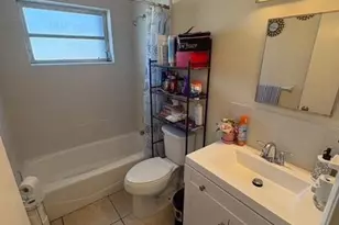 670 NE 46th Ct, Fort Lauderdale, FL 33334 - Photo 11