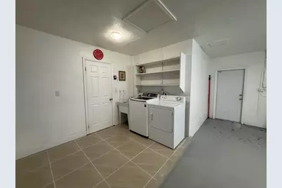 2070 NW 84th Terrace, Pembroke Pines, FL 33024 - Photo 37