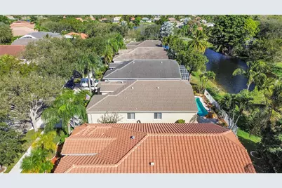 6030 Swans Way, Coconut Creek, FL 33073 - Photo 37
