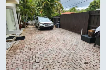 814 SE 13th Street #4, Fort Lauderdale, FL 33316 - Photo 25