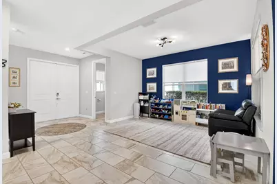 6613 Pointe Of Woods Drive, West Palm Beach, FL 33413 - Photo 9