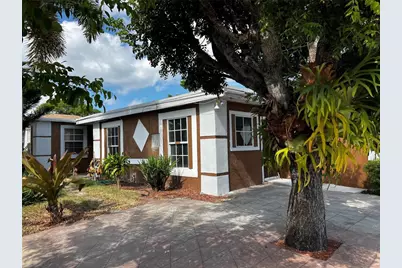 101 NW 13th Avenue, Boynton Beach, FL 33435 - Photo 1