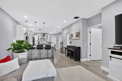 4275 SW 10th Court, Deerfield Beach, FL 33442 - Photo 15