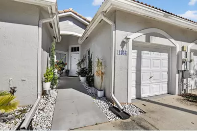 4275 SW 10th Court, Deerfield Beach, FL 33442 - Photo 3