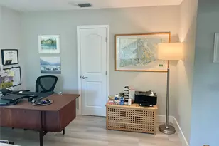 821 N Victoria Park Rd, Fort Lauderdale, FL 33304 - Photo 13