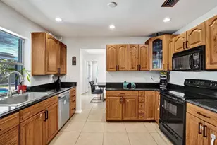 12188 NW 32nd Ct, Coral Springs, FL 33065 - Photo 13