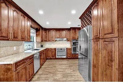 326 NW 101st Terrace, Coral Springs, FL 33071 - Photo 17