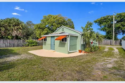 224 SW 15th Street, Dania Beach, FL 33004 - Photo 49