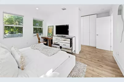 304 Seminole Avenue, Fort Lauderdale, FL 33312 - Photo 17