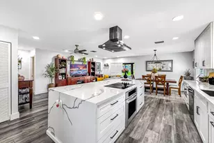 13232 Lucinda Palm Ct, Delray Beach, FL 33484 - Photo 9