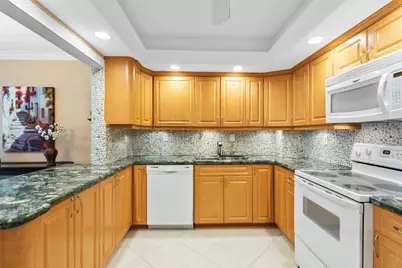 3850 Galt Ocean Drive #904, Fort Lauderdale, FL 33308 - Photo 7