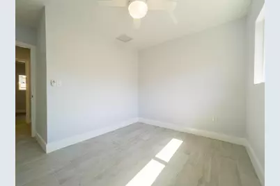 833 SW 7th Street, Pompano Beach, FL 33060 - Photo 11