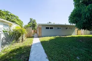 833 SW 7th St, Pompano Beach, FL 33060 - Photo 1