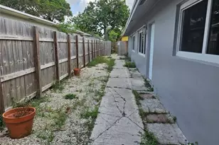 833 SW 7th St, Pompano Beach, FL 33060 - Photo 29