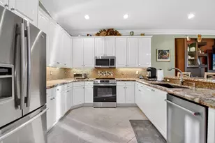 7615 Tarpon Cove Cir, Lake Worth, FL 33467 - Photo 3
