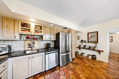 3930 Oaks Clubhouse Drive #105, Pompano Beach, FL 33069 - Photo 5
