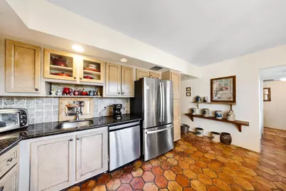 3930 Oaks Clubhouse Drive #105, Pompano Beach, FL 33069 - Photo 5