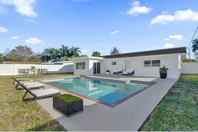 2011 NE 34th Street, Pompano Beach, FL 33064 - Photo 43