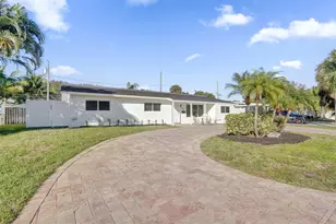 2011 NE 34th St, Lighthouse Point, FL 33064 - Photo 3