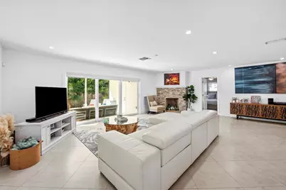 3431 NE 18th Avenue, Oakland Park, FL 33306 - Photo 9