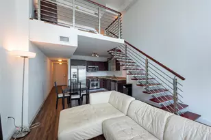 41 SE 5th St, Miami, FL 33131 - Photo 7