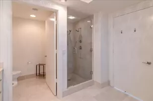 715 Bayshore Dr, Fort Lauderdale, FL 33304 - Photo 11