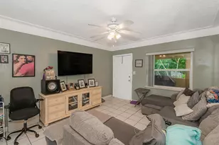 255 SW 15th St, Dania Beach, FL 33004 - Photo 27