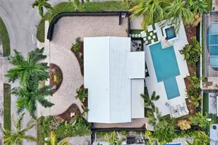 1701 NE 40th St, Oakland Park, FL 33334 - Photo 25