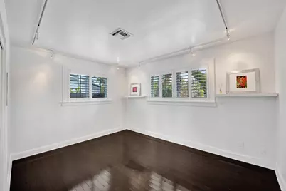 1701 NE 40th Street, Oakland Park, FL 33334 - Photo 23