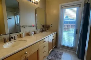 8581 27th Pl, Davie, FL 33328 - Photo 7