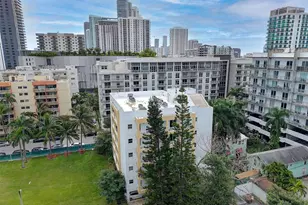 471 NE 25th St, Miami, FL 33137 - Photo 27