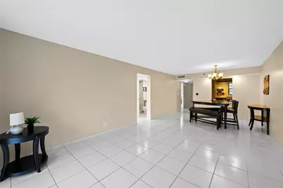 3300 W Rolling Hills Circle #610, Davie, FL 33328 - Photo 7