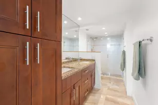 301 N Ocean Blvd, Pompano Beach, FL 33062 - Photo 17