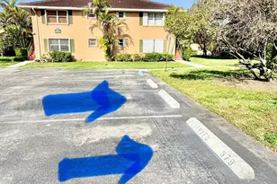 741 NW 104th Ave, Hollywood, FL 33026 - Photo 5