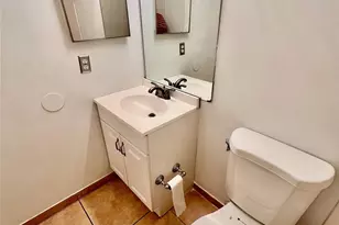 741 NW 104th Ave, Hollywood, FL 33026 - Photo 23