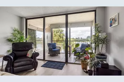 16325 Golf Club Road #303, Weston, FL 33326 - Photo 11