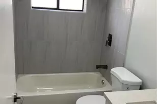 9920 NW 68th Pl, Tamarac, FL 33321 - Photo 5