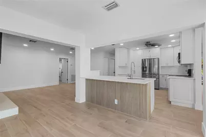 2830 NE 46th Street, Pompano Beach, FL 33064 - Photo 13